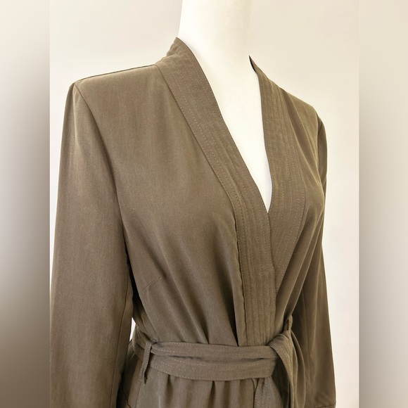 H&M Army Green, Dark Green Short Kimono, Tie Waist - size 8 - Picture 3 of 9